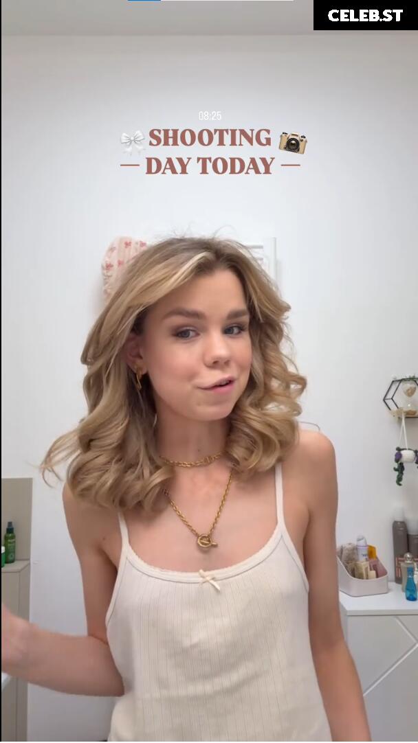 Lea Peach Image 2834310