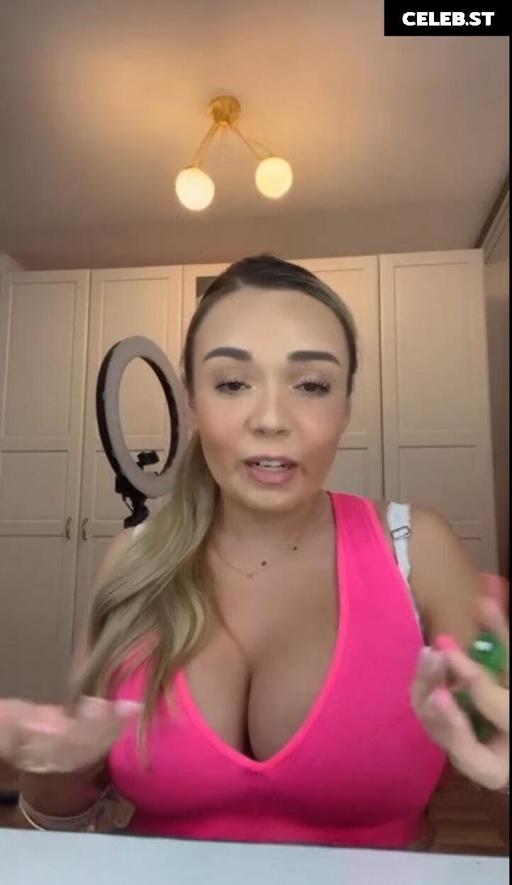 Julesboringlife Image 2834252