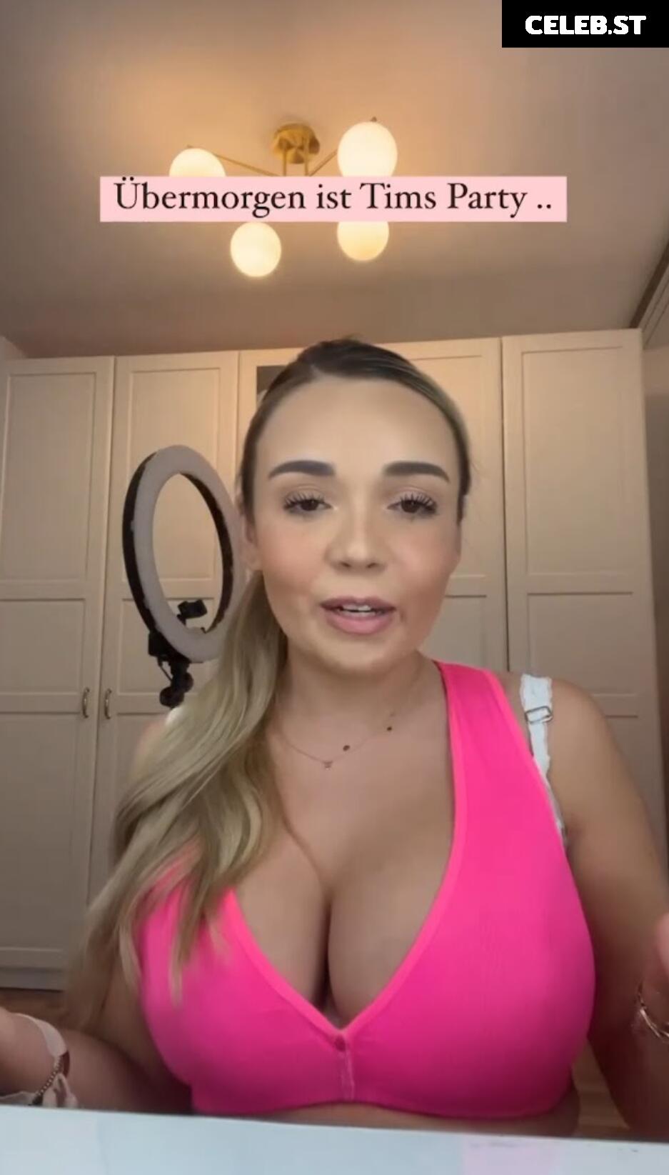 Julesboringlife Image 2834264