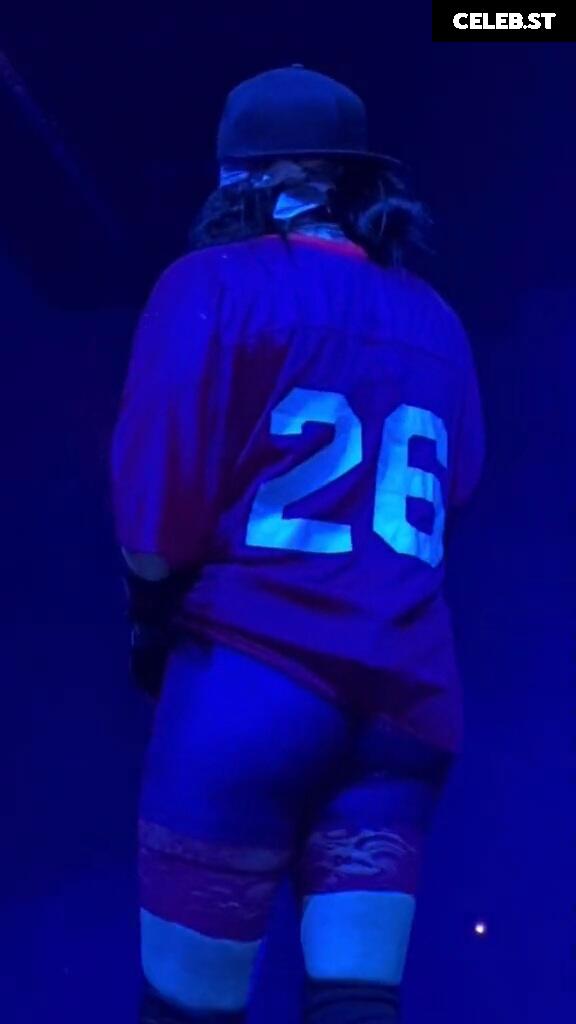 Billie Eilish Image 2831882