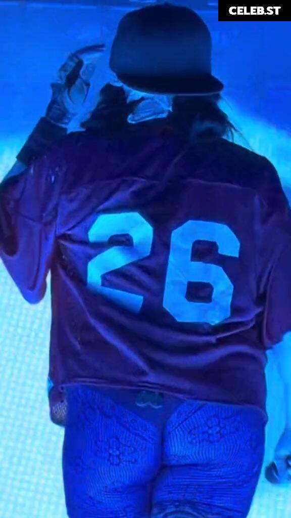 Billie Eilish Image 2831870