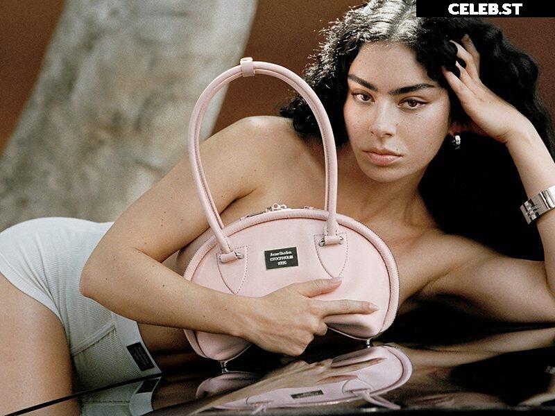 Charli XCX Image 2831762