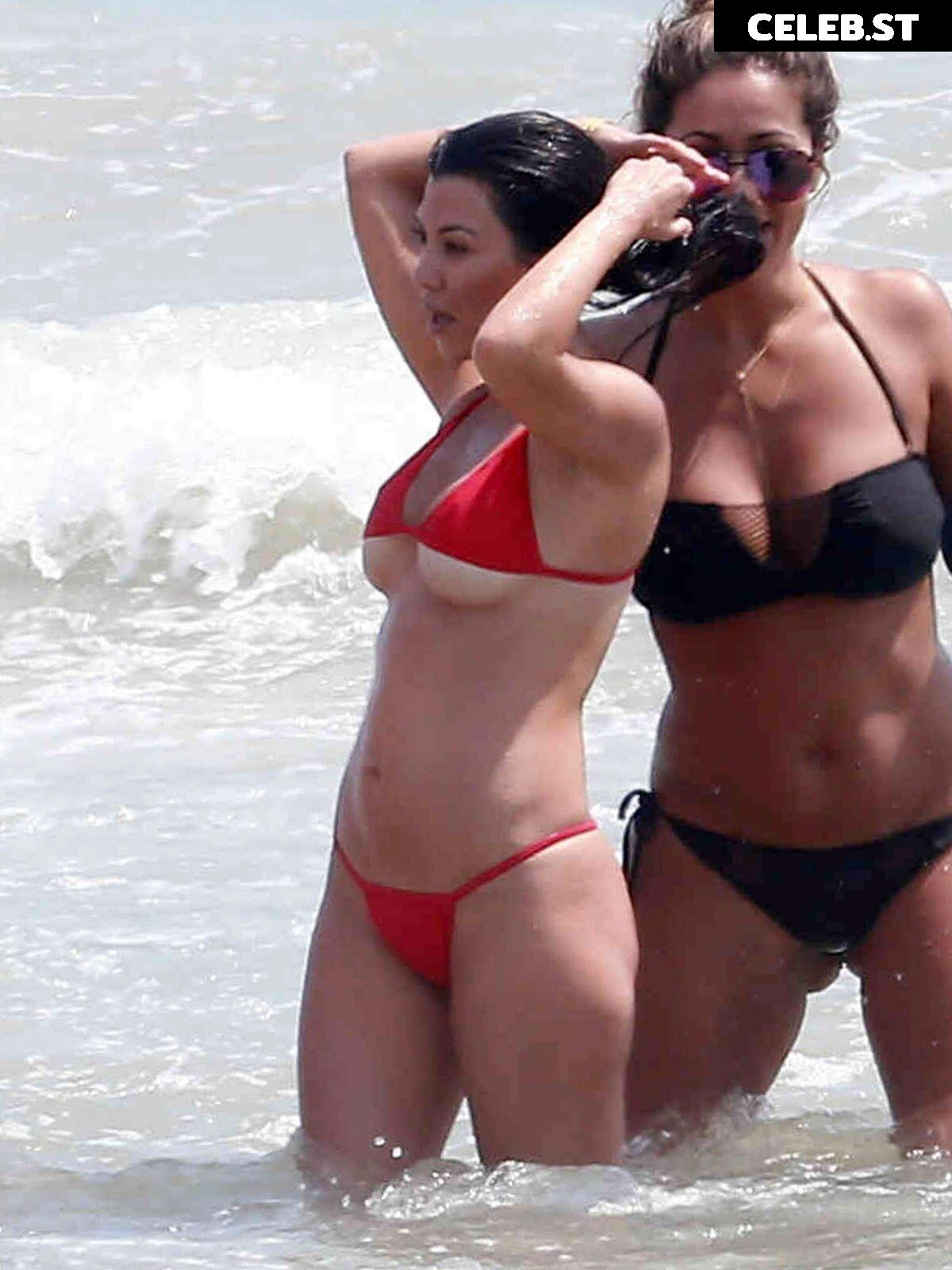 Kourtney Kardashian Image 2831656