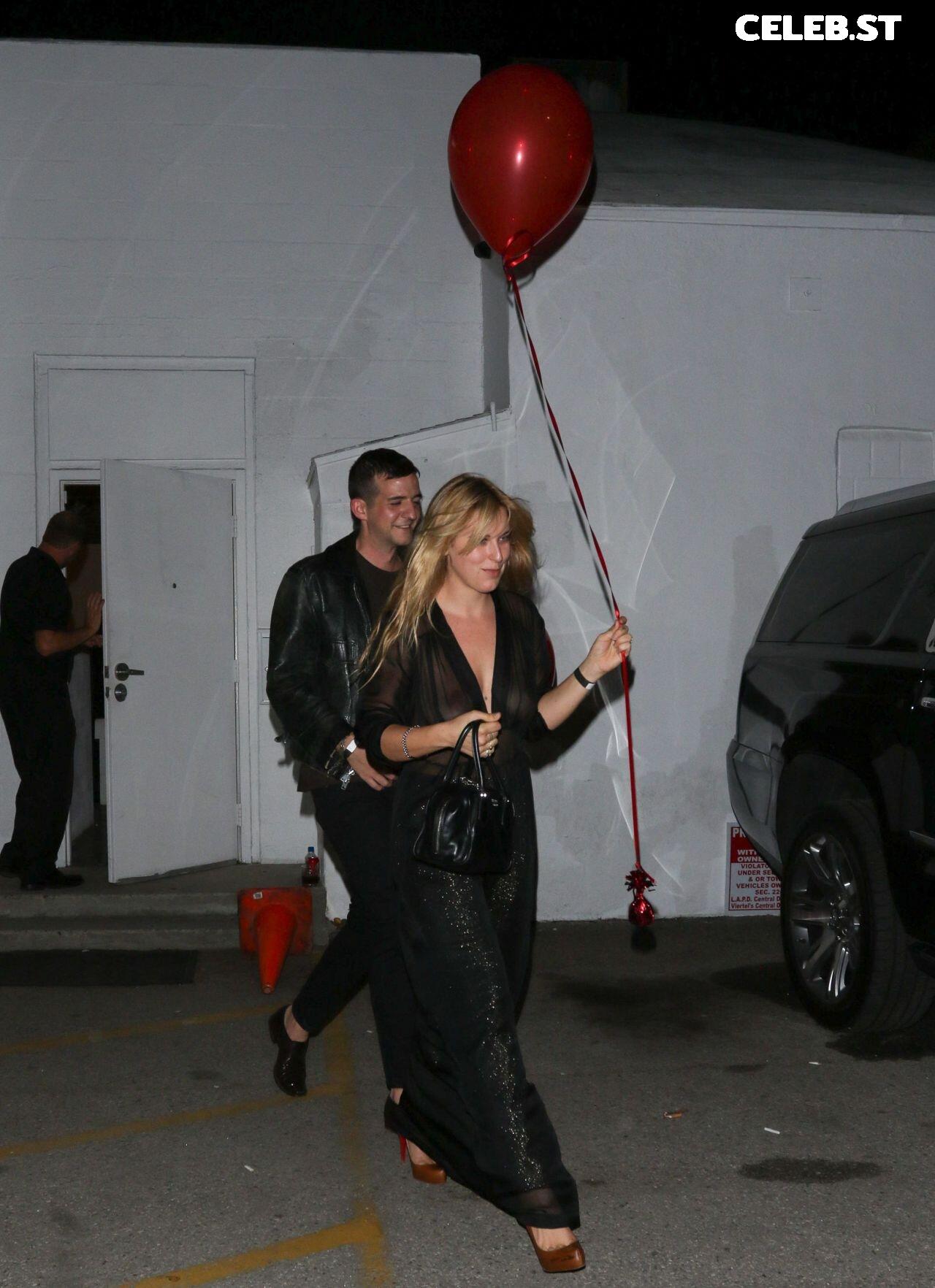 Scout Willis Image 2825940