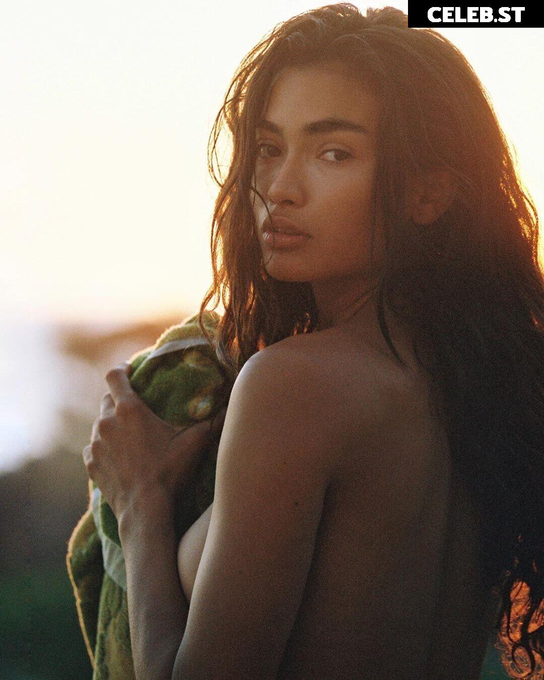 Kelly Gale Image 2827837