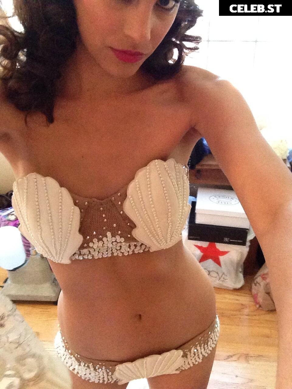 Alisar Ailabouni Image 2824796