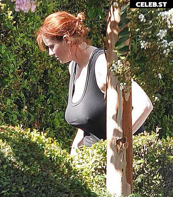 Christina Hendricks Image 2824212