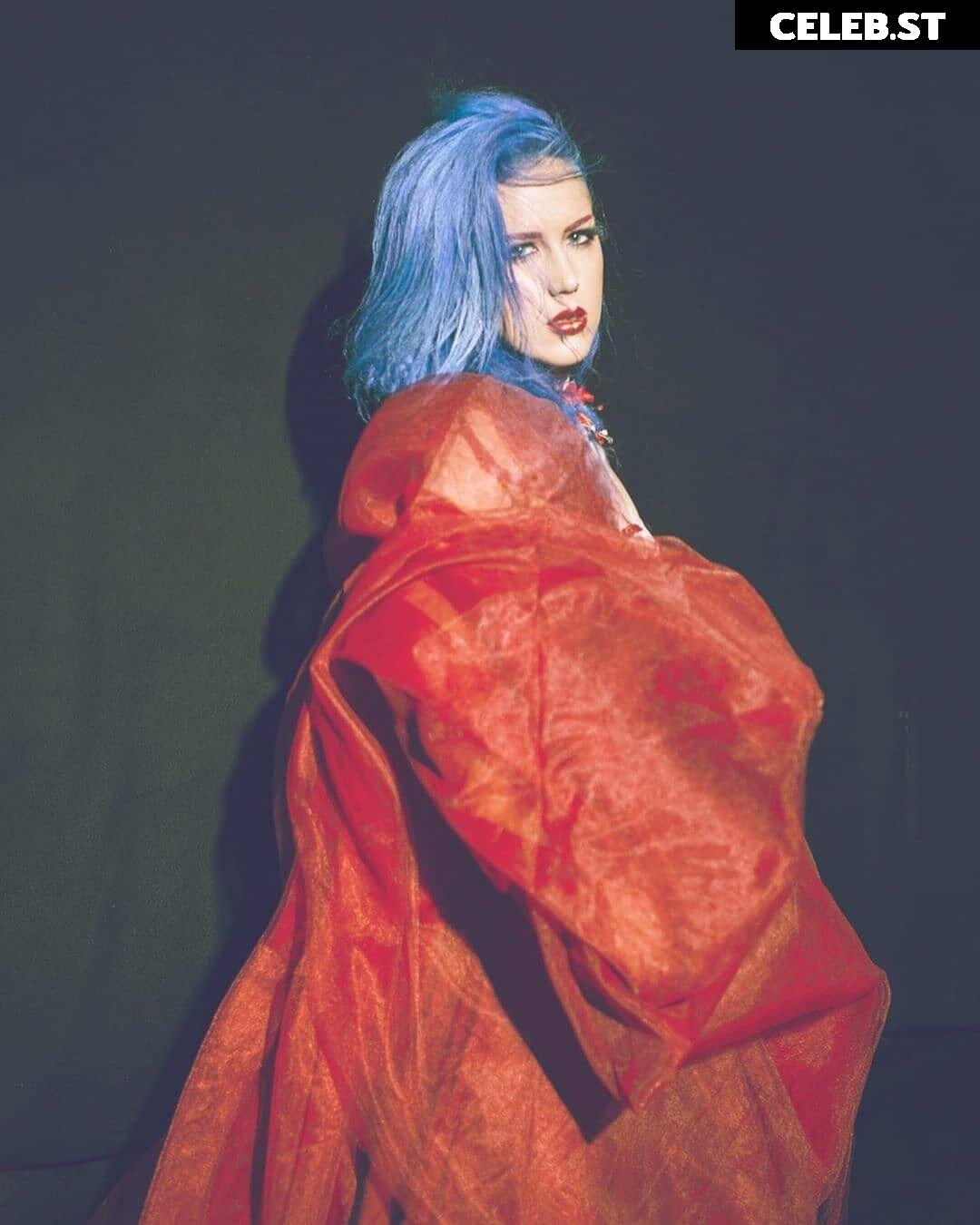 Alissa White-Gluz Image 2822524