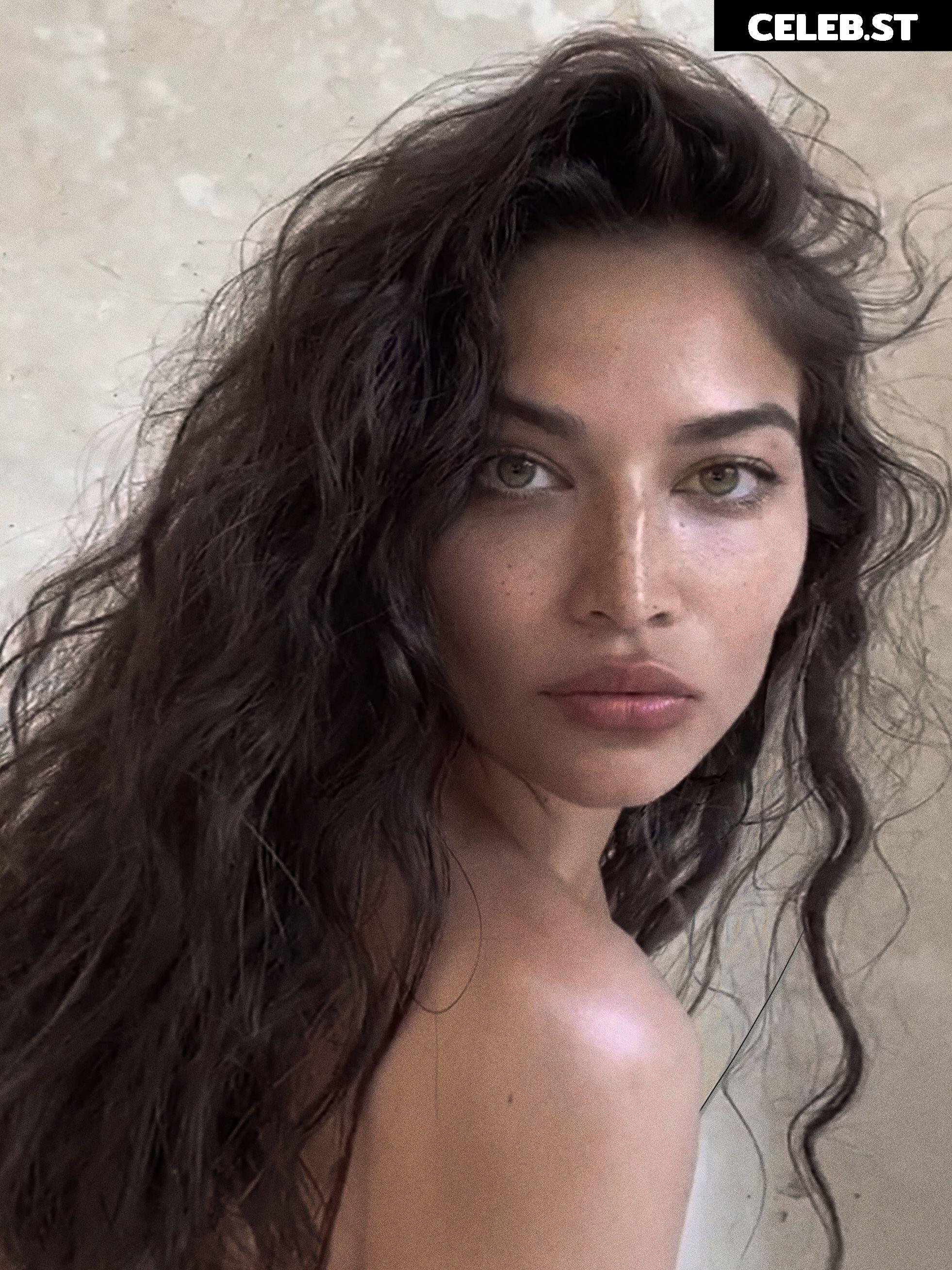 Shanina Shaik Image 2822499