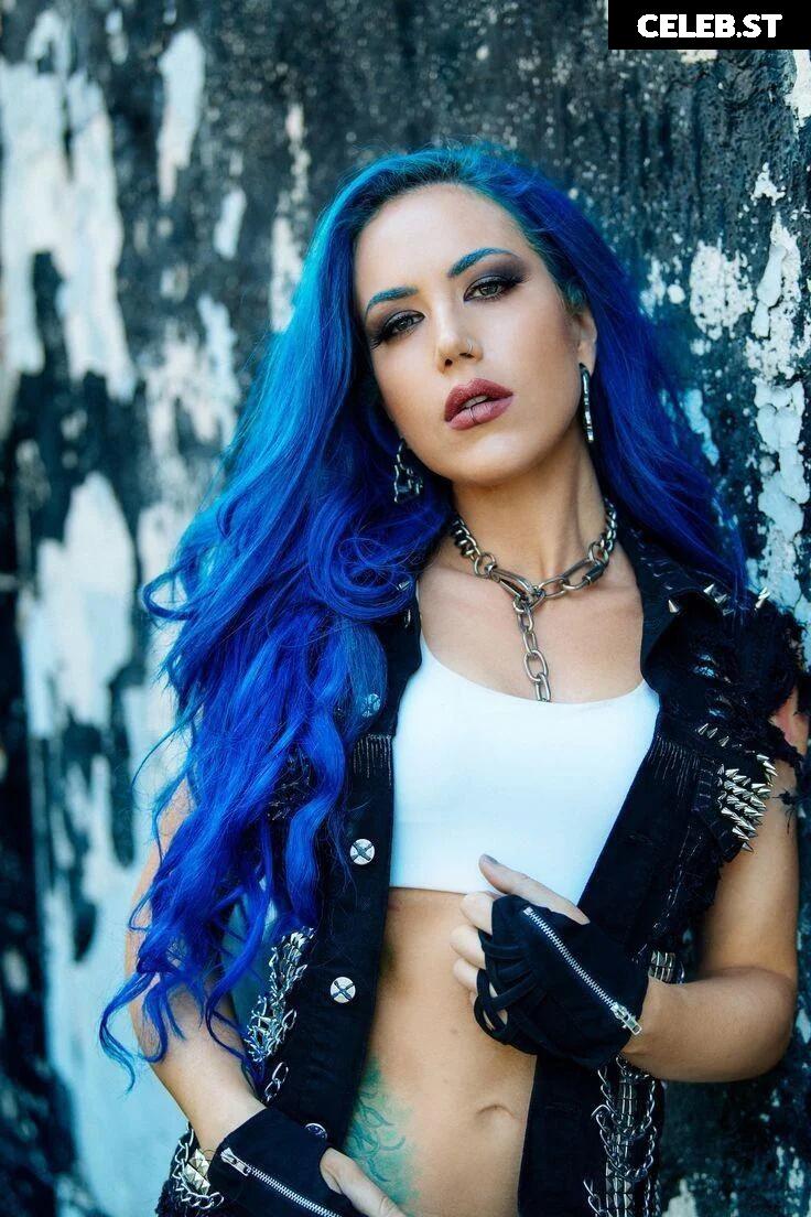 Alissa White-Gluz Image 2822440