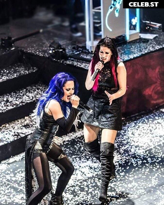 Alissa White-Gluz Image 2822386