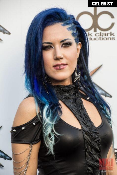 Alissa White-Gluz Image 2822332