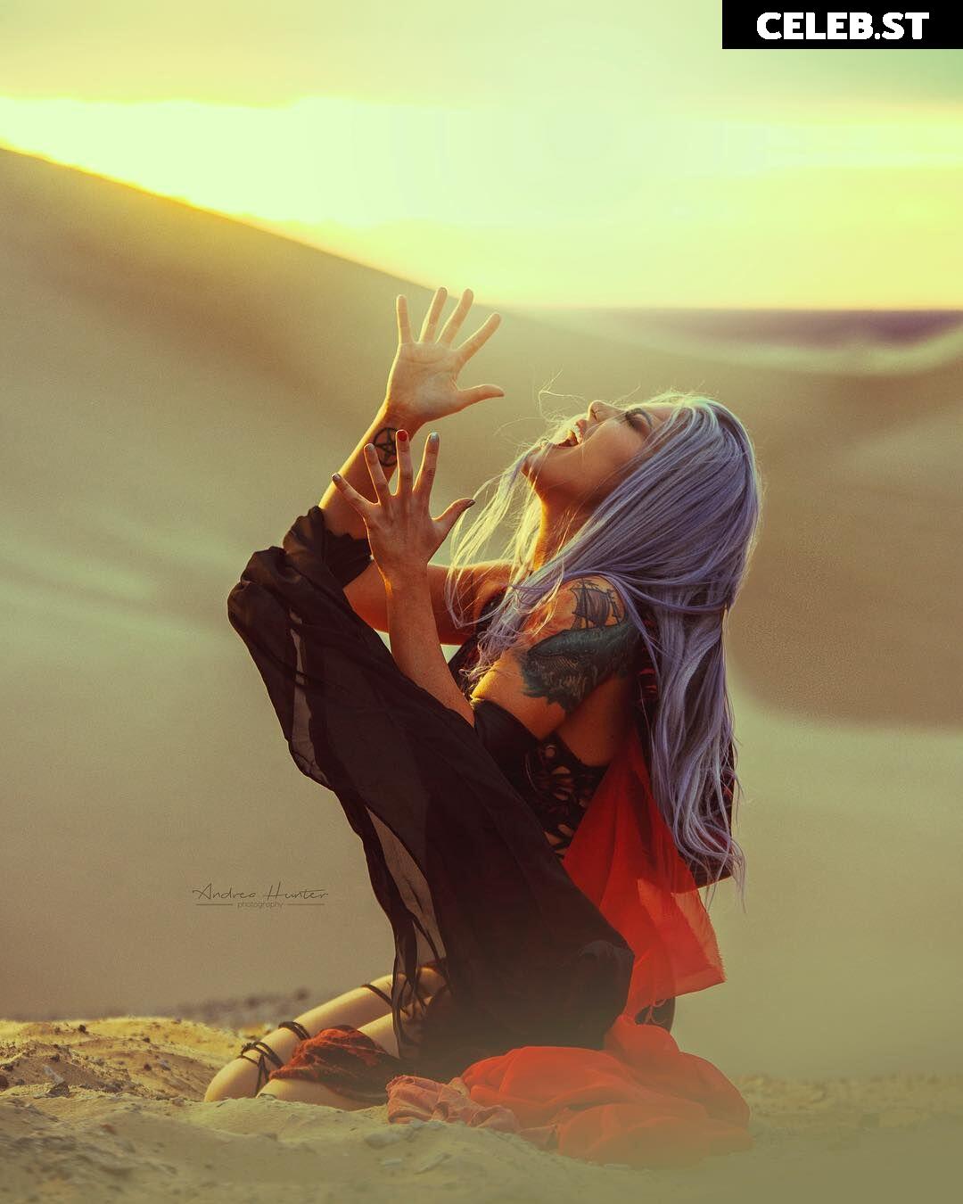 Alissa White-Gluz Image 2822287