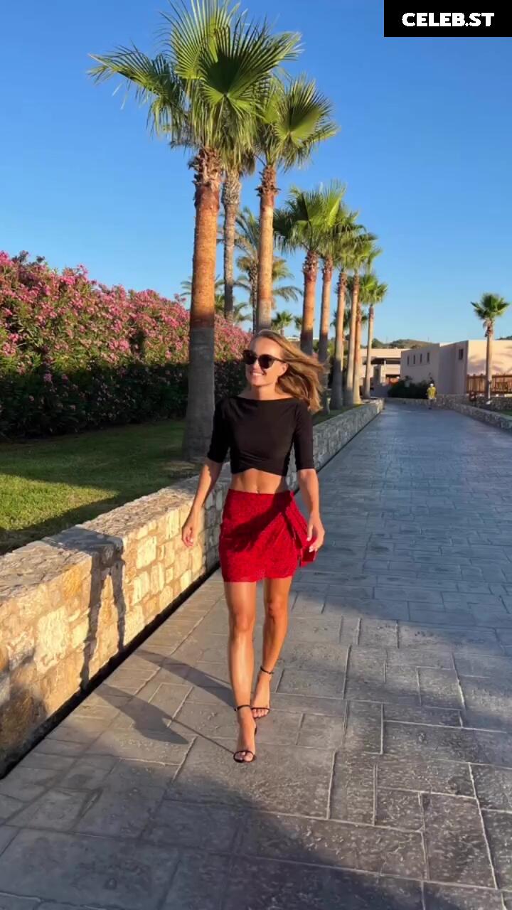 Nele Schenker Image 2823681