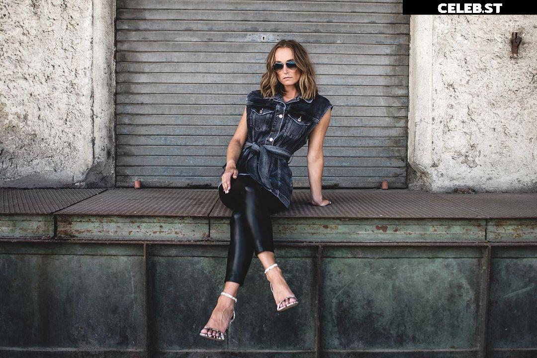 Nele Schenker Image 2823335