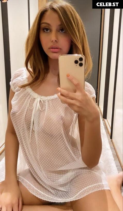Zahia Dehar Image 2820473