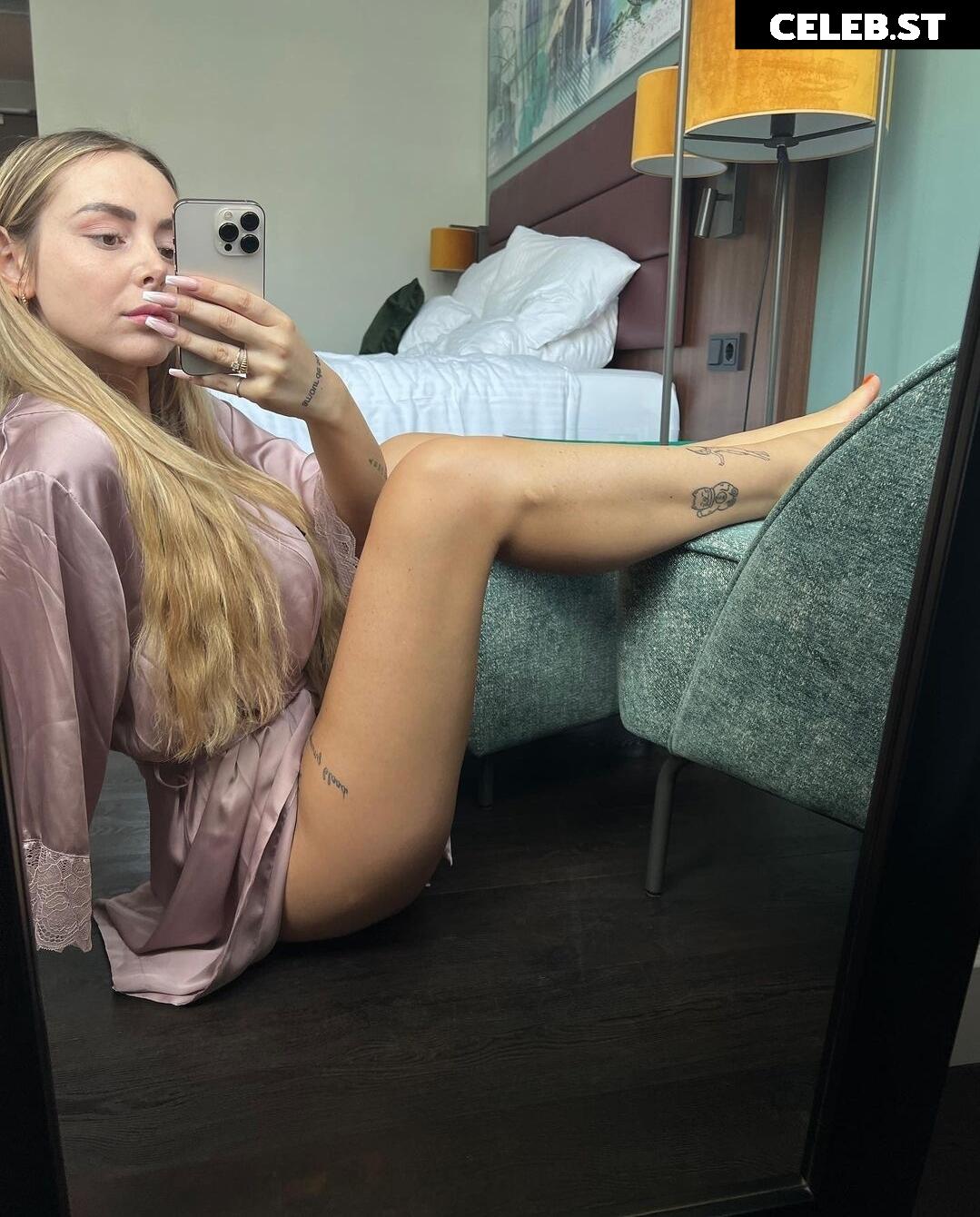 Elli Loretta Image 2820249