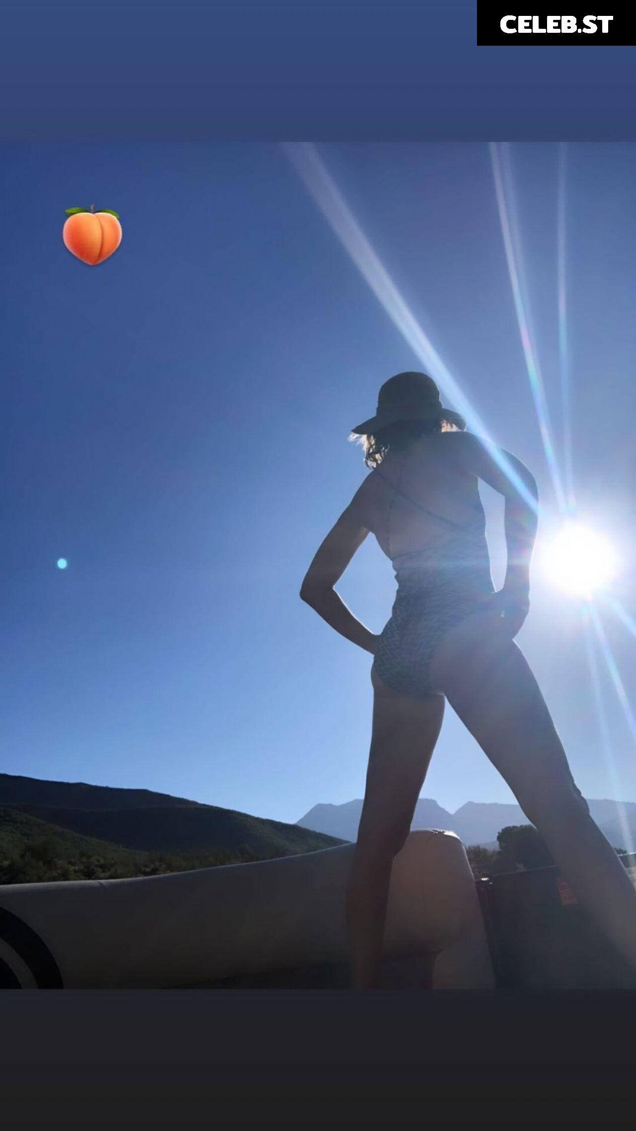 Elizabeth Banks Image 2829837