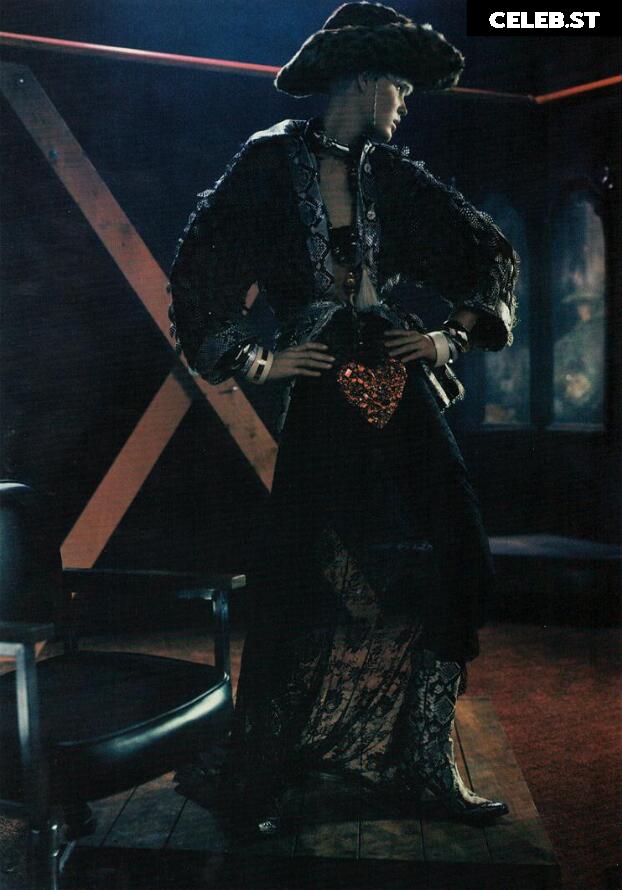 Caroline Winberg Image 2829689