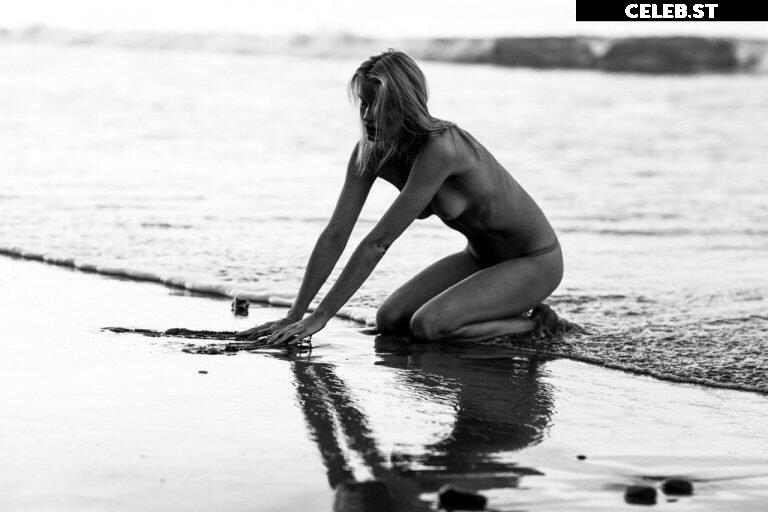 Caroline Winberg Image 2829183