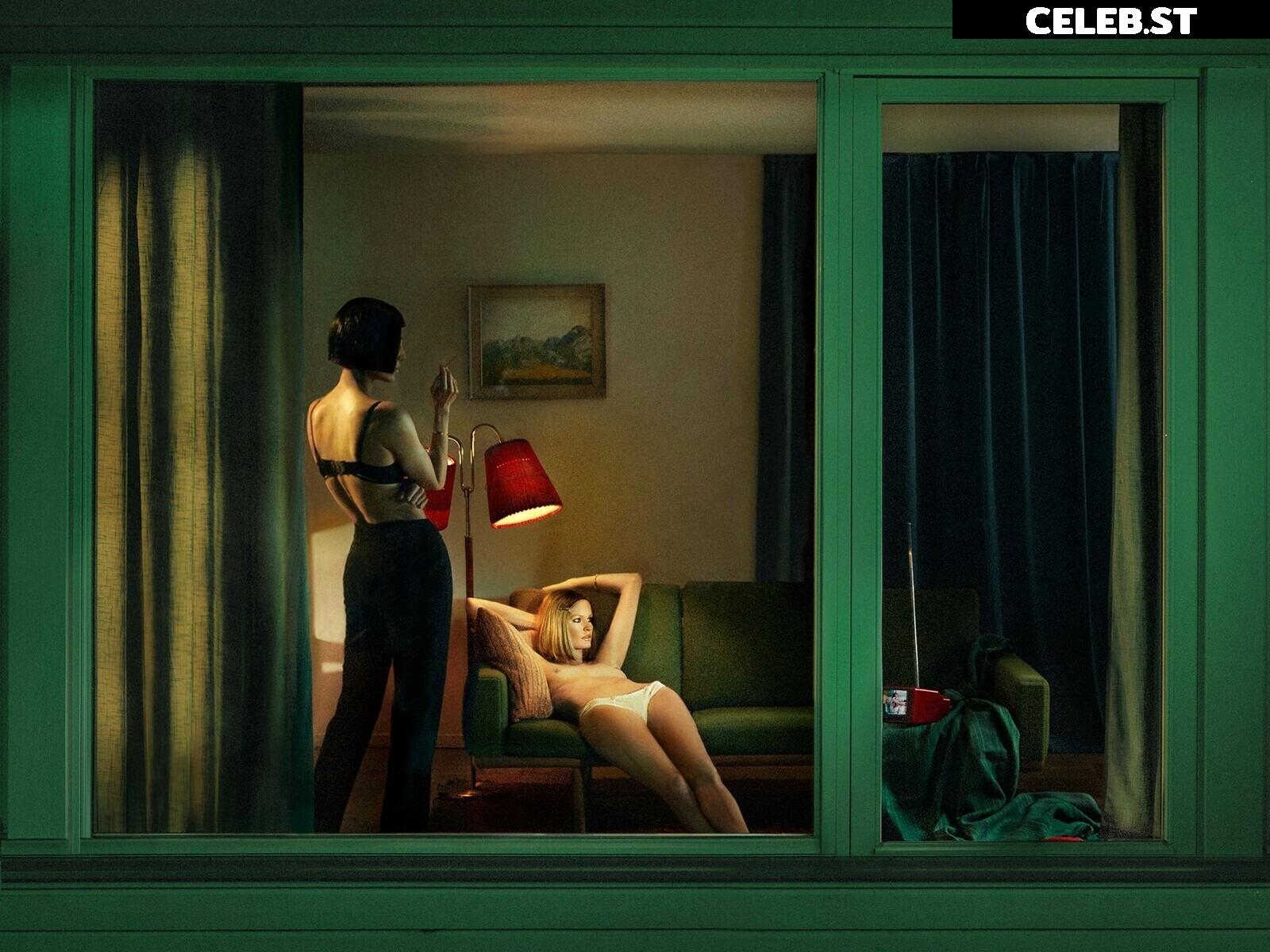 Caroline Winberg Image 2829396