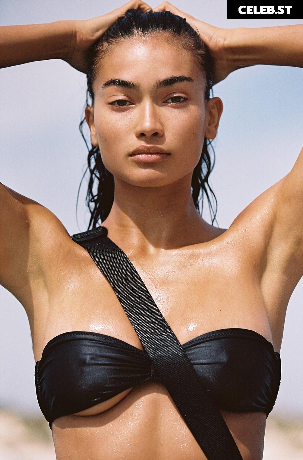 Kelly Gale Image 2828378