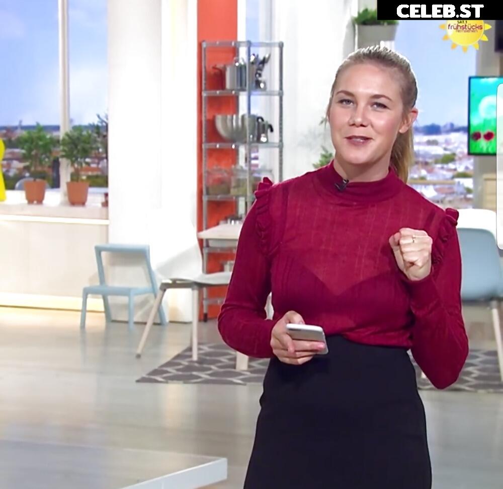 Alina Merkau Image 2815955