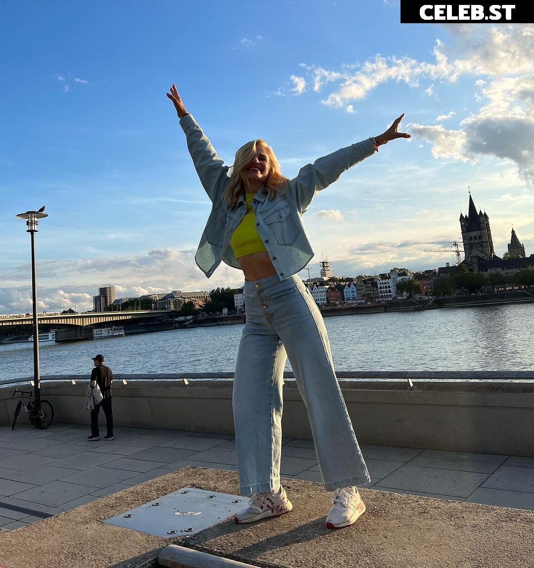 Susan Sideropoulos Image 2816743