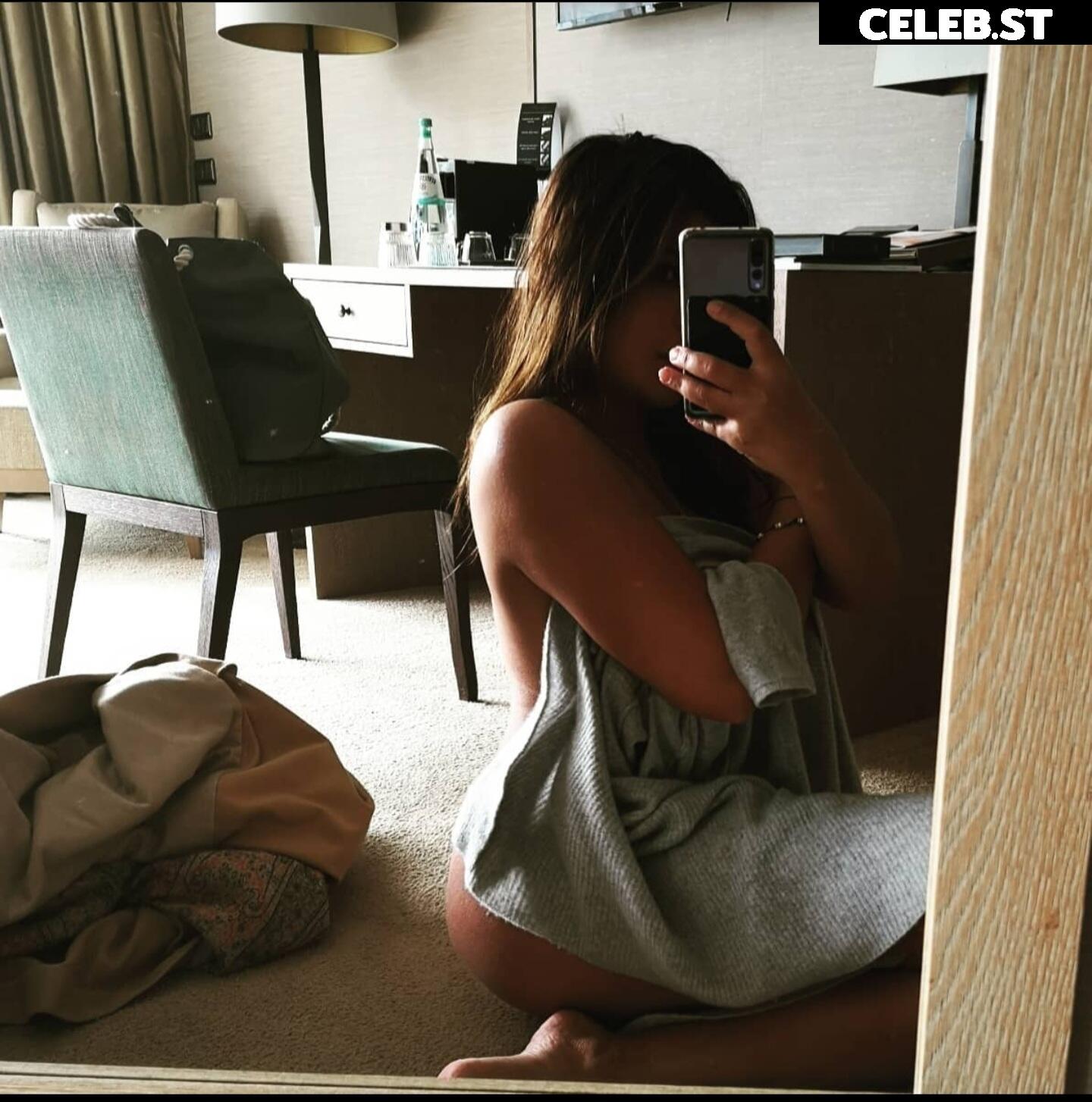 Indira Weis Image 2816040