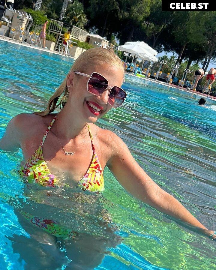 Susan Sideropoulos Image 2816357