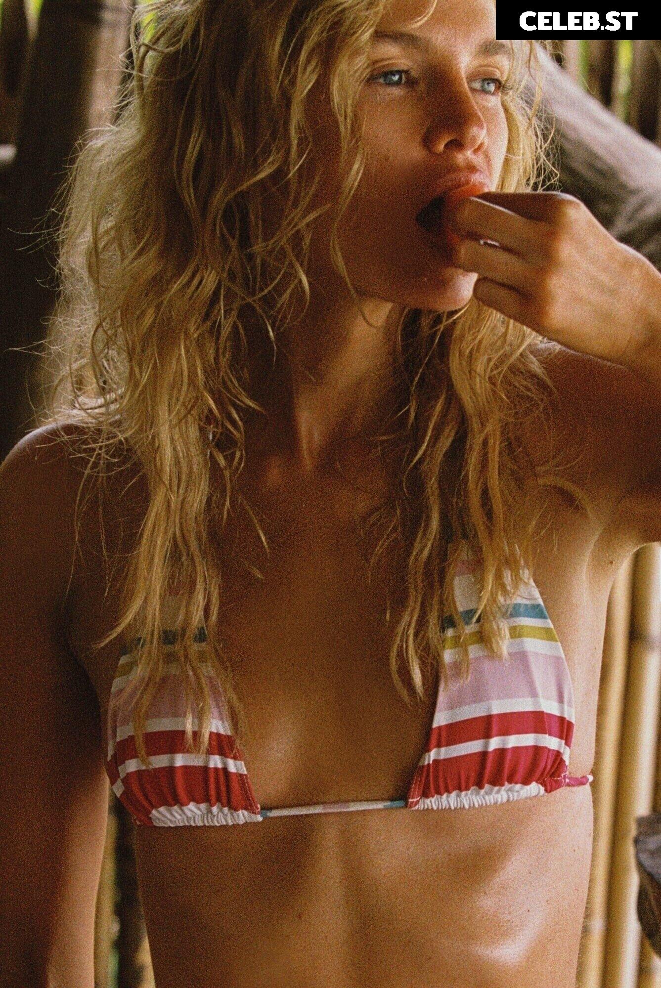 Stella Maxwell Image 2816292