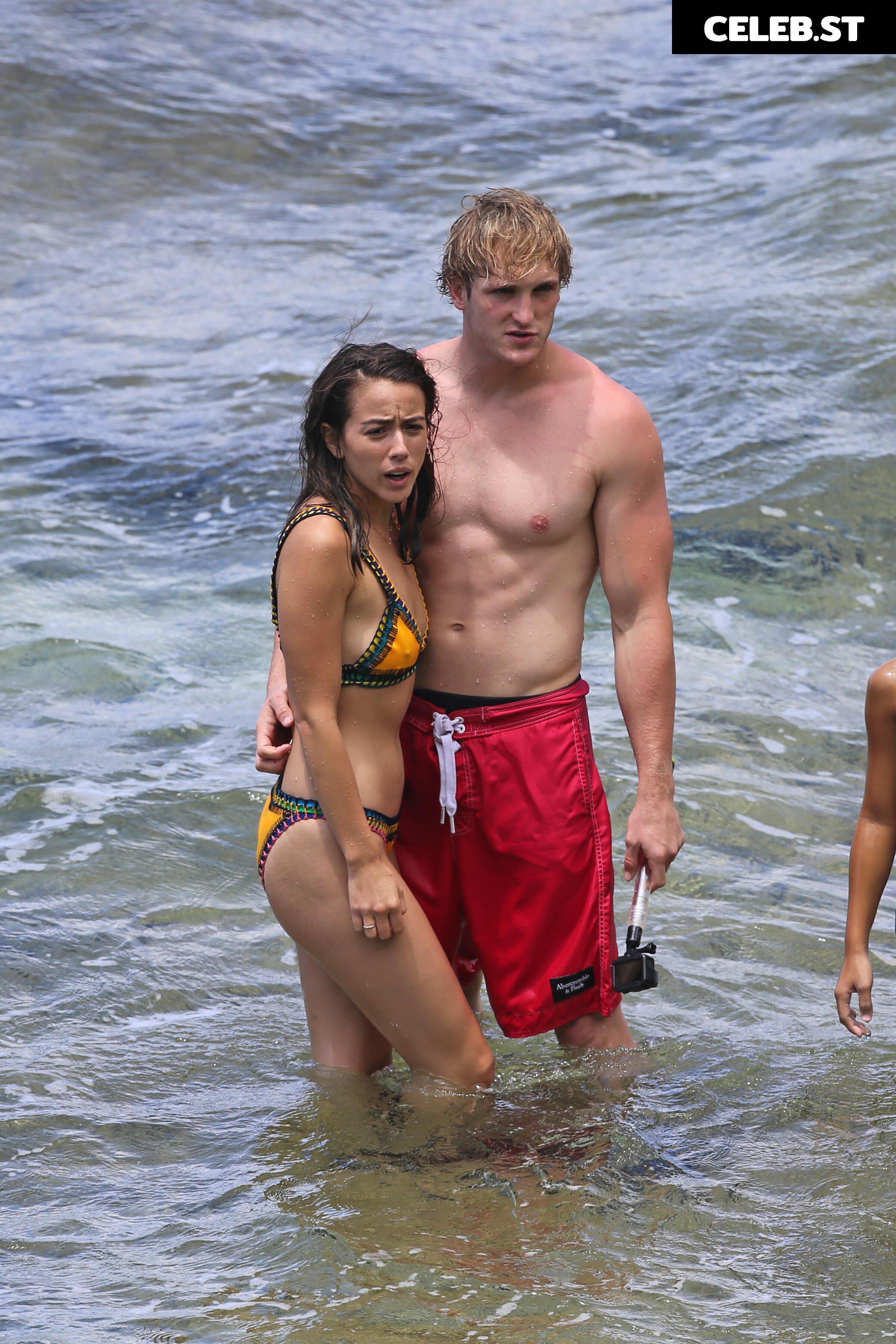 Chloe Bennet Image 2816294