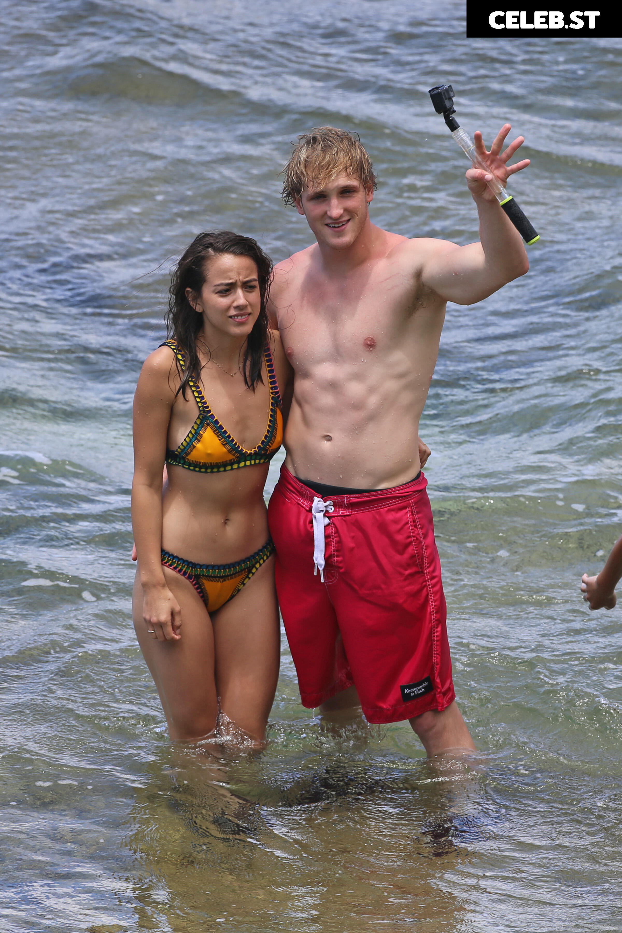 Chloe Bennet Image 2816220