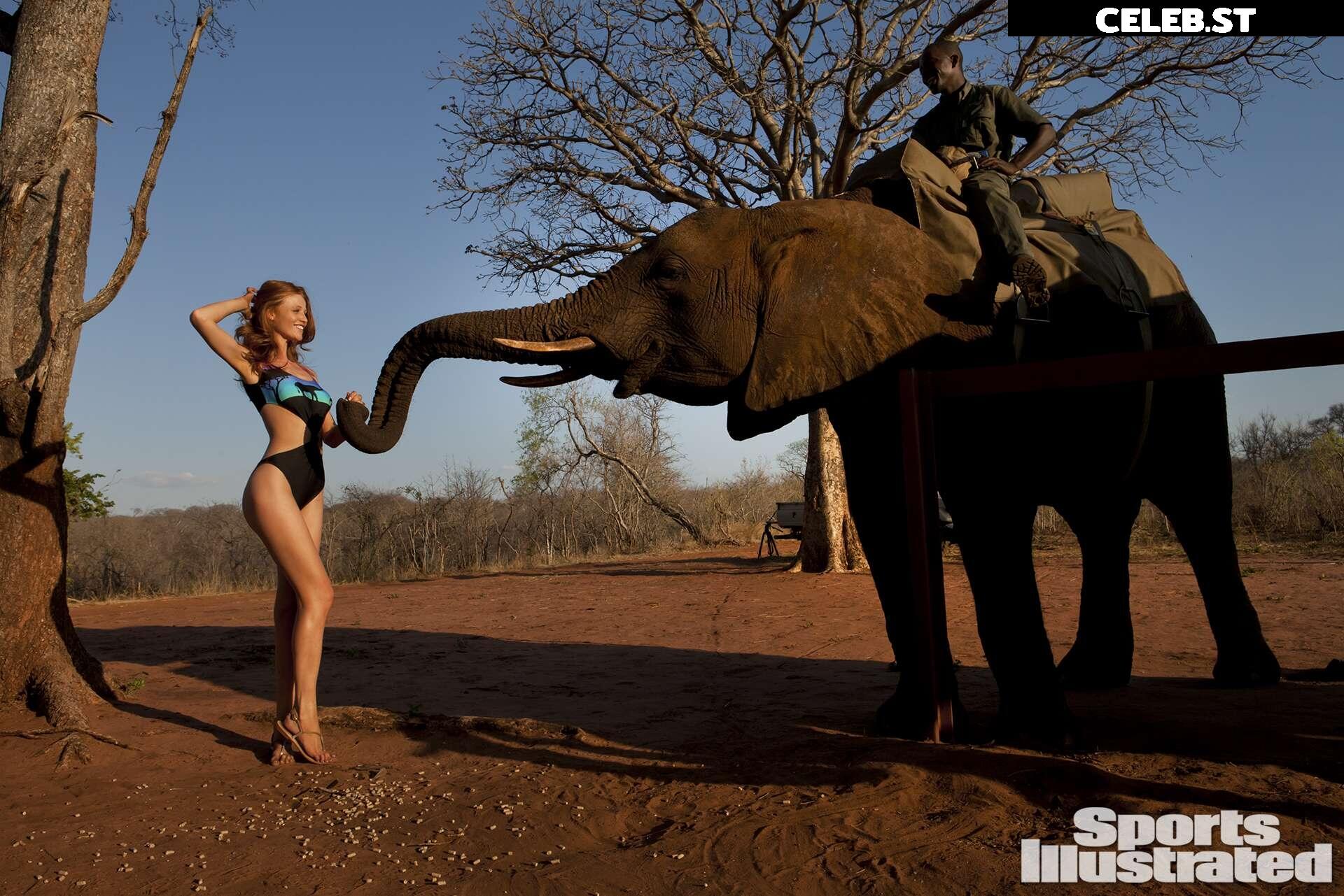 Cintia Dicker Image 2816987