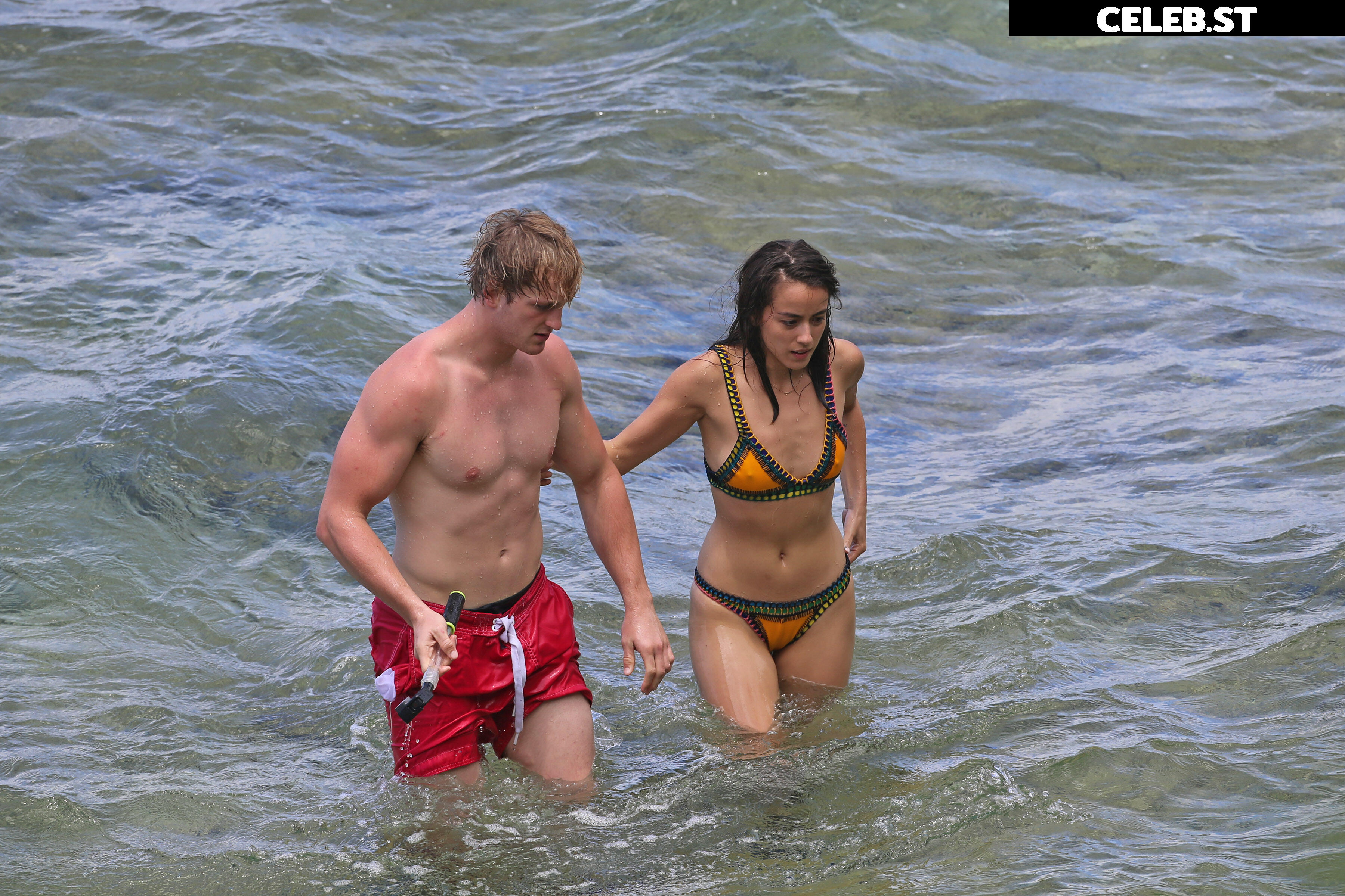 Chloe Bennet Image 2816927