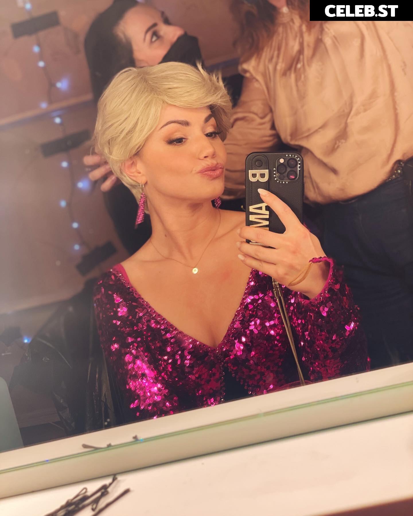 Christina Luft Image 2817853