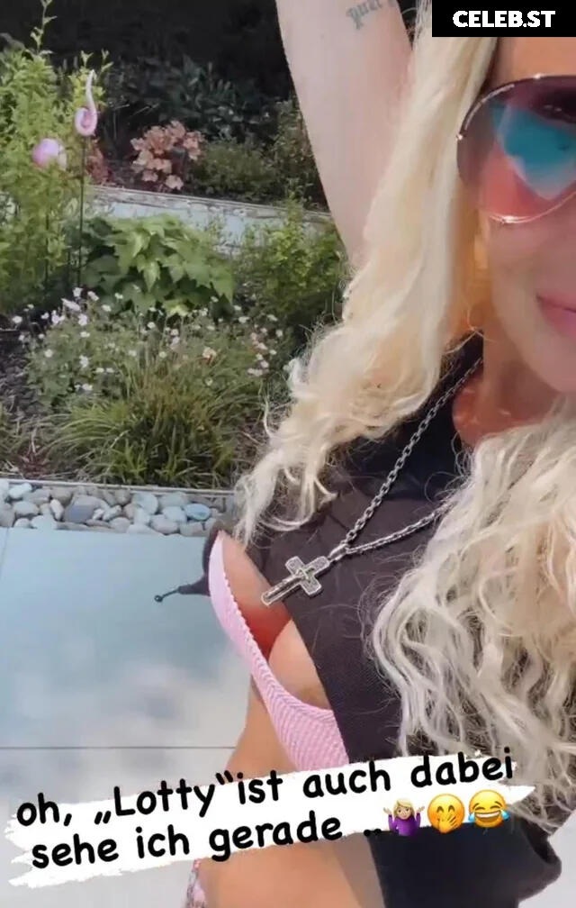 Cora Schumacher Image 2817223