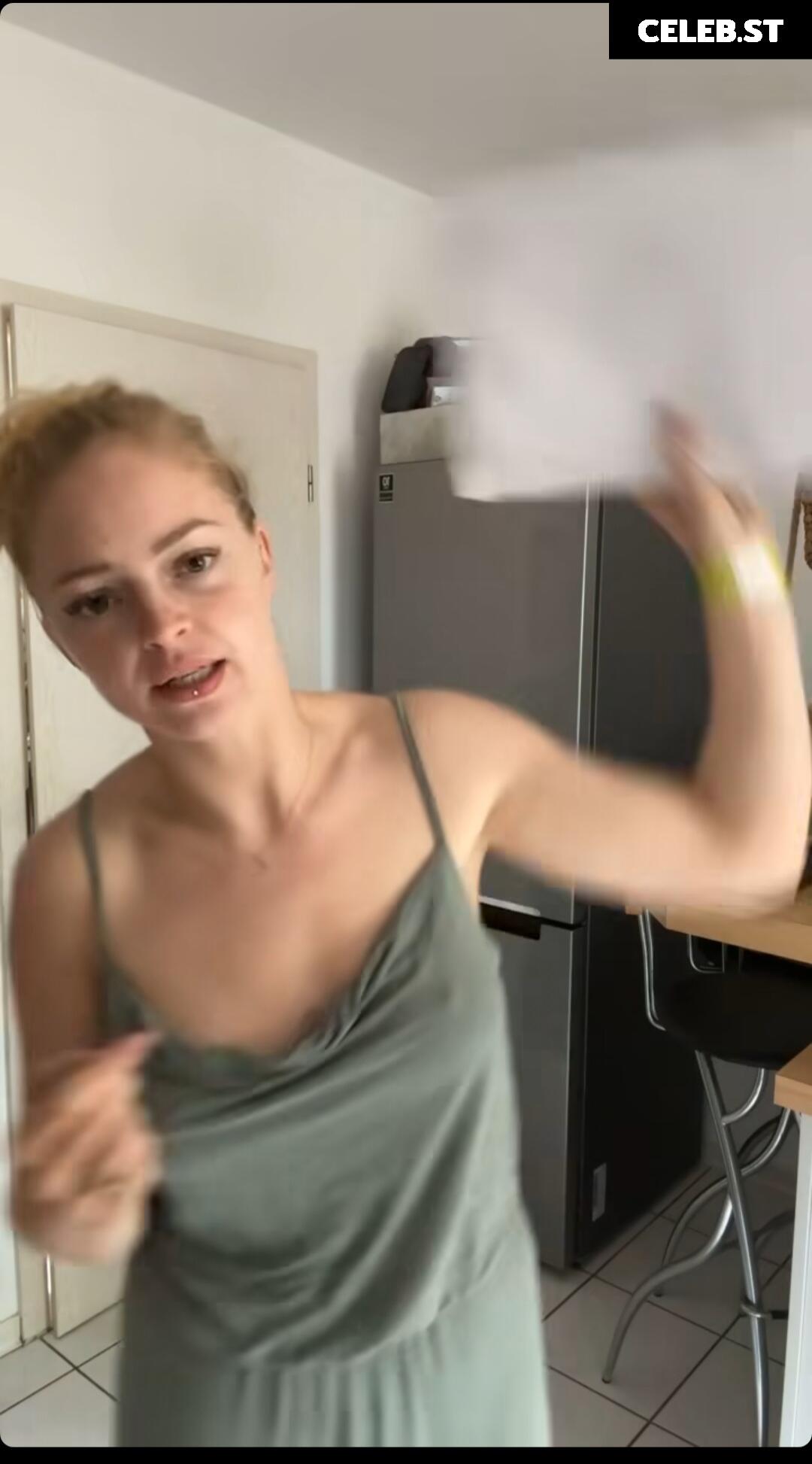 Josephine Welsch Image 2814576