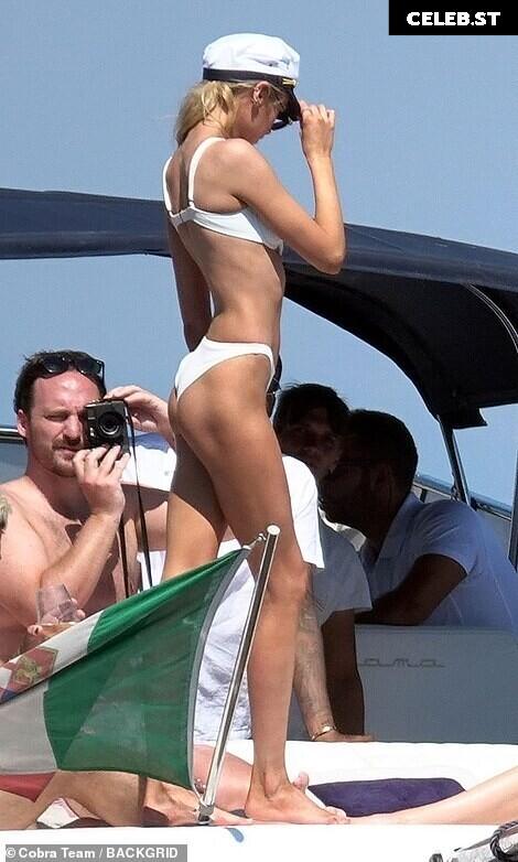 Stella Maxwell Image 2814757