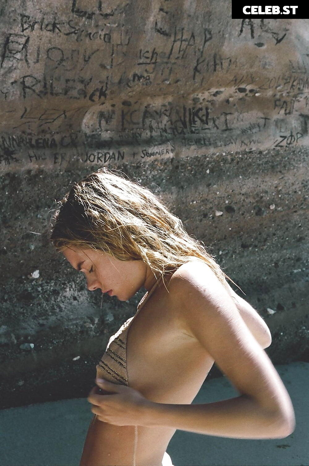 Camille Rowe Image 2814185