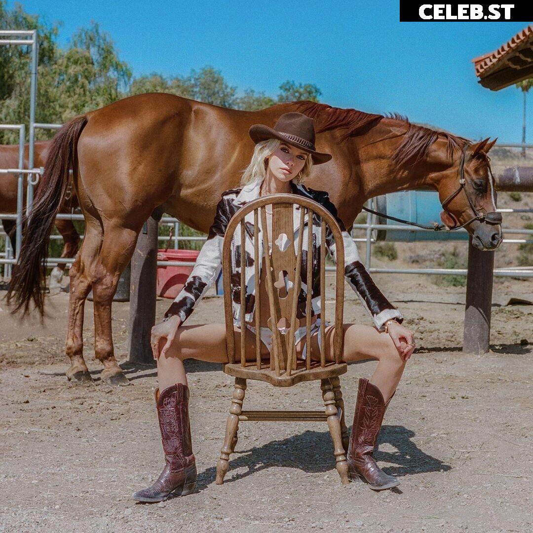 Stella Maxwell Image 2814062