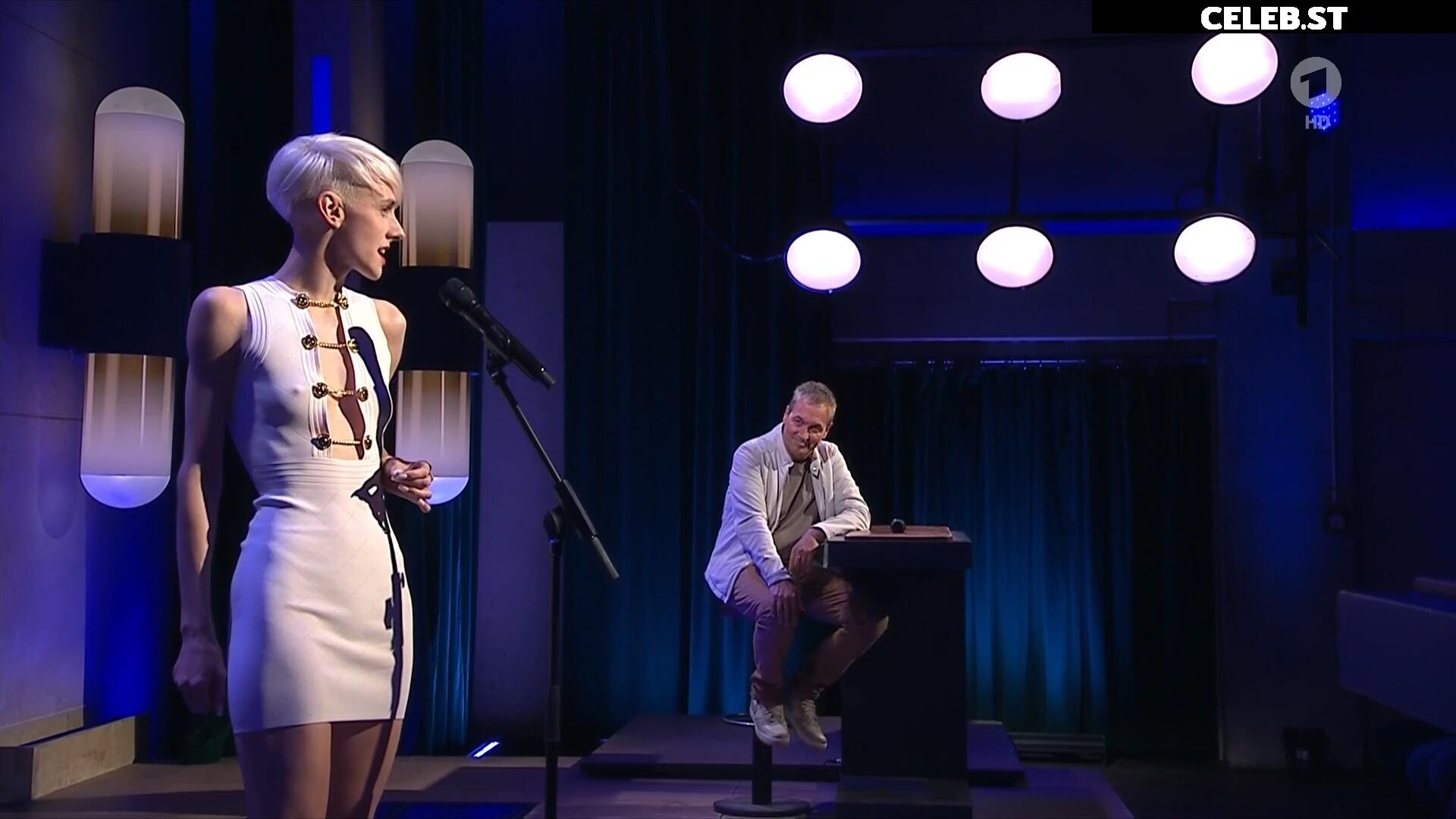 Lisa Eckhart Image 2812351