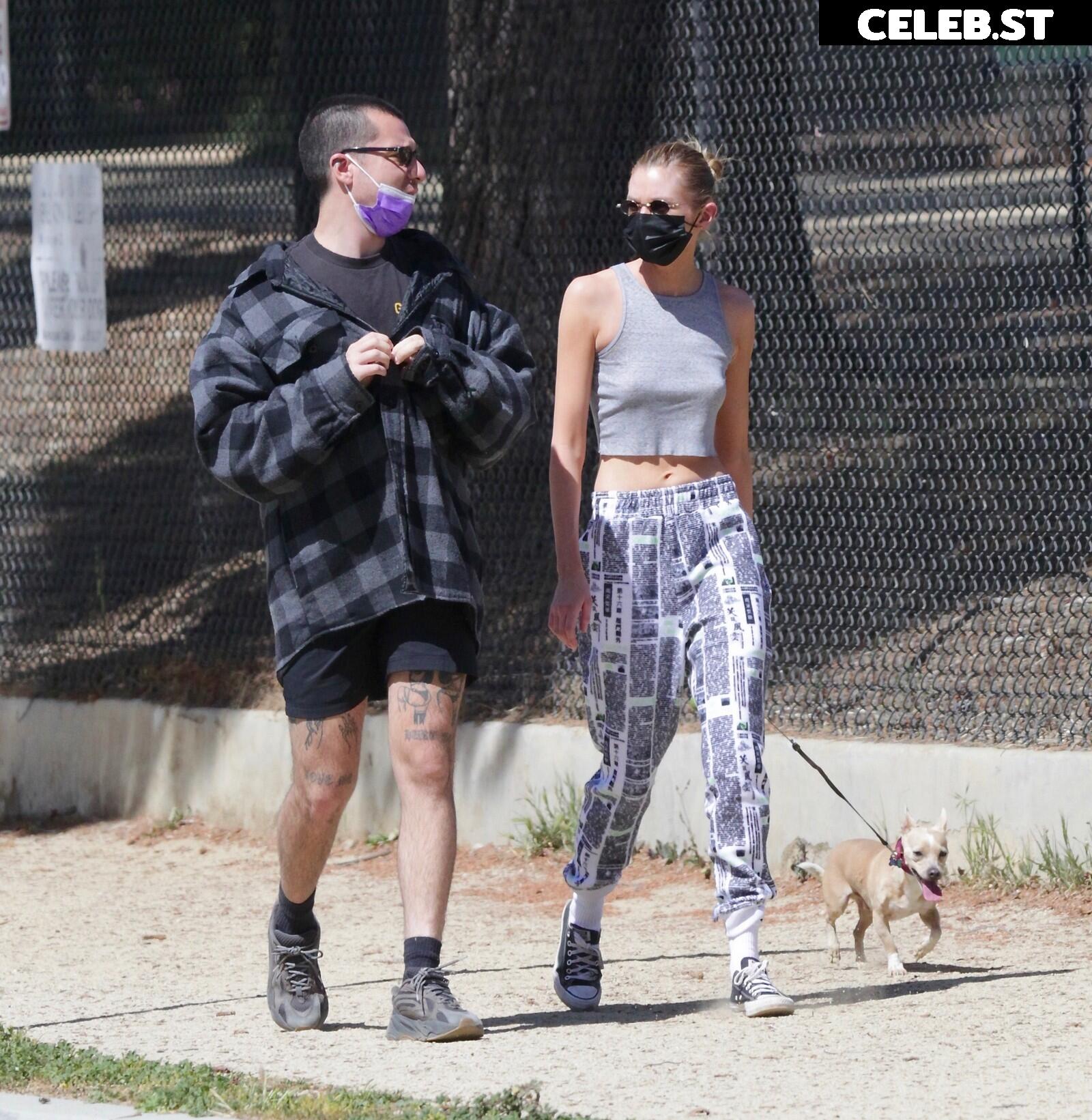 Stella Maxwell Image 2813861