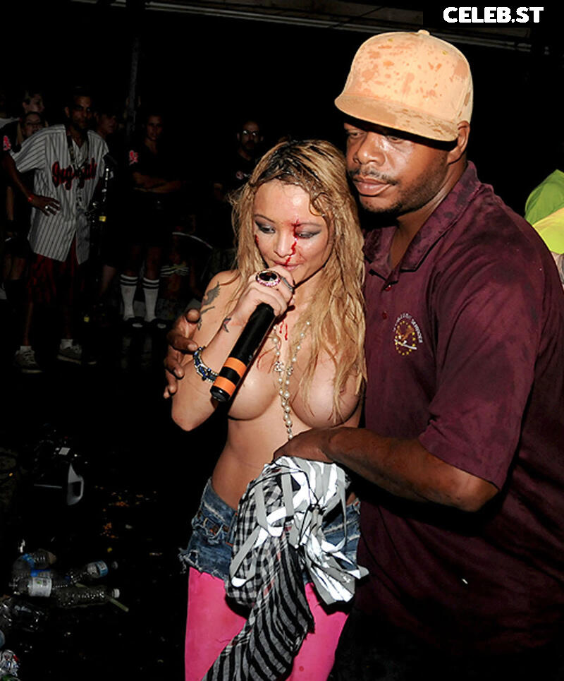 Tila Tequila Image 2819905