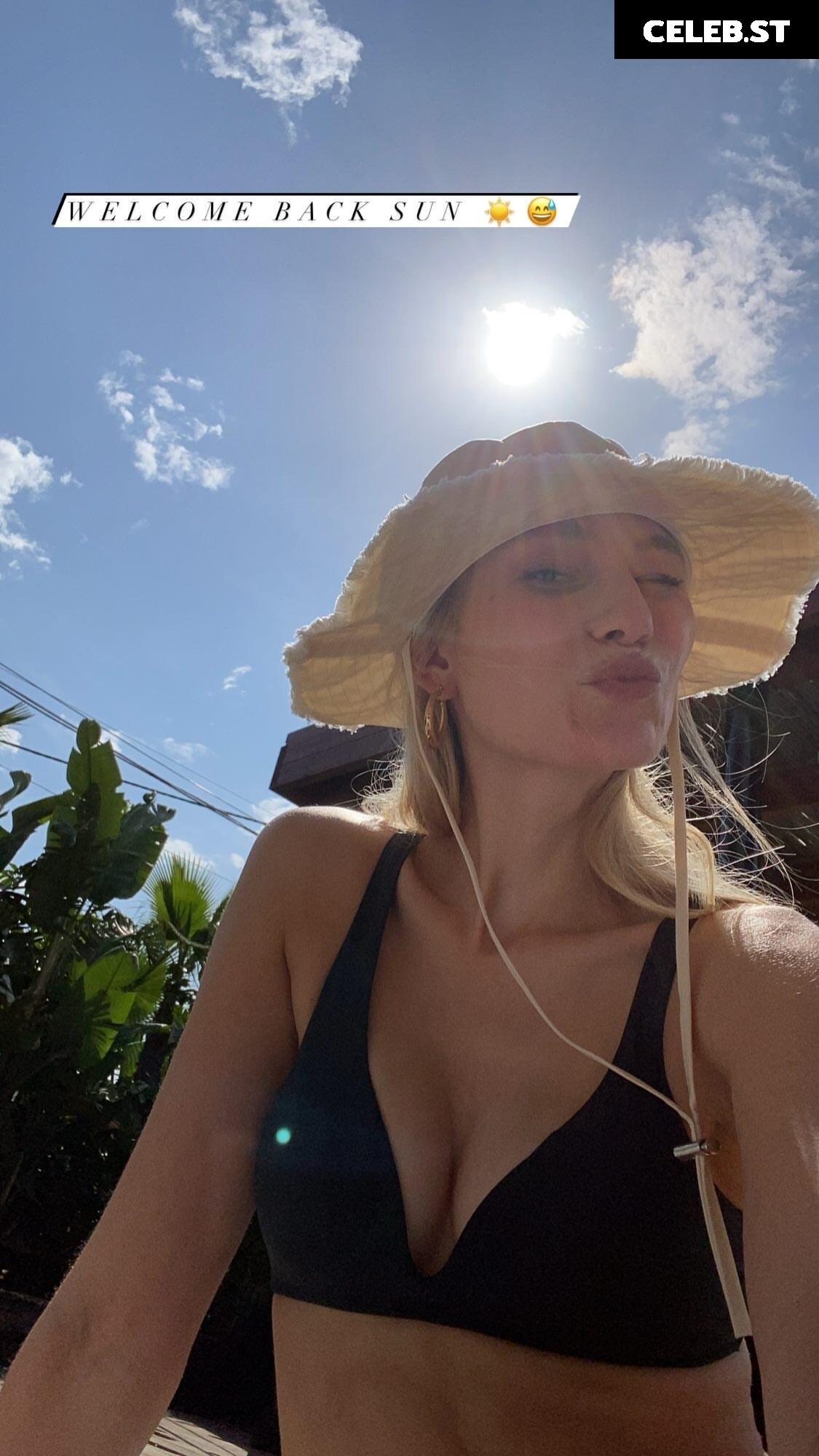 Carolin Niemczyk Image 2818113