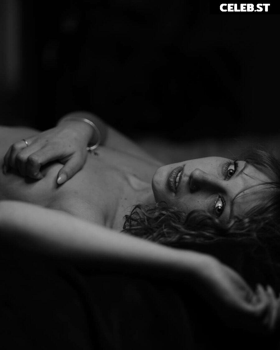 LoryLove Image 2802049