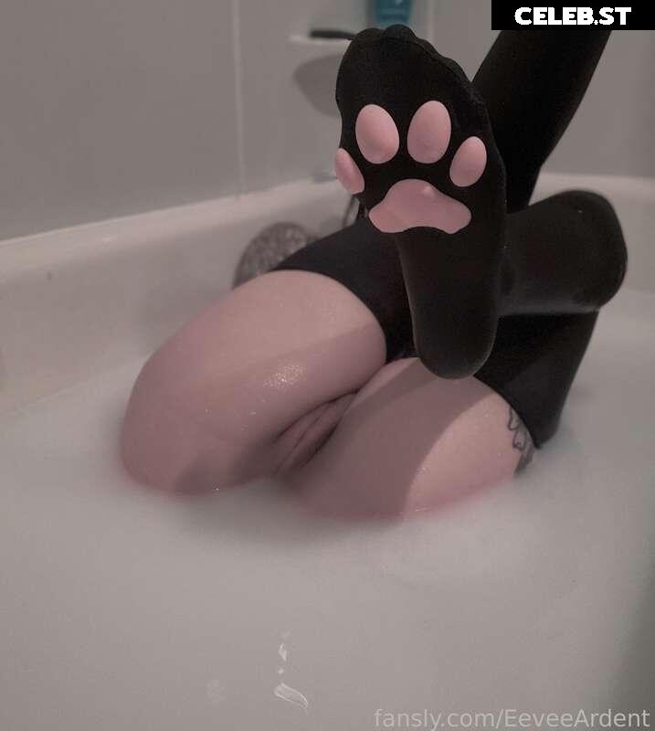 Evelynn @eeveeardent Image 2800783