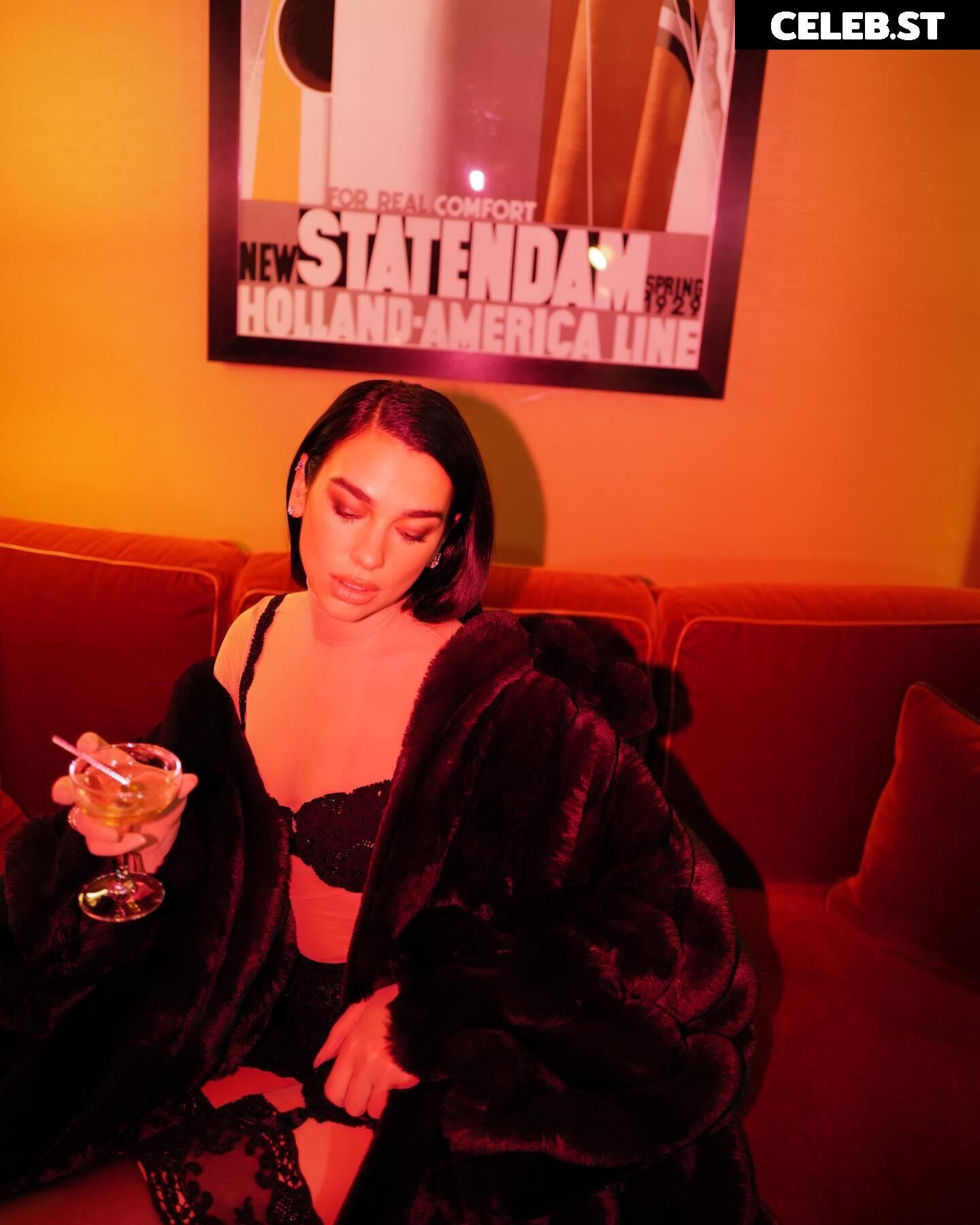 Dua Lipa Image 2999541