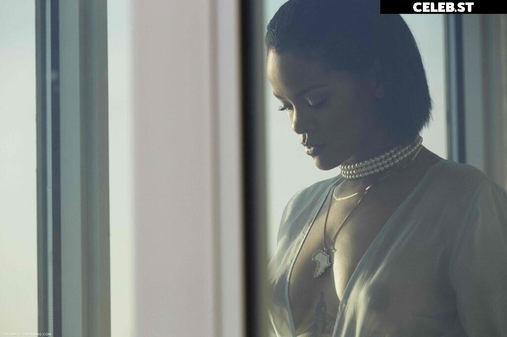 Rihanna Image 2999453