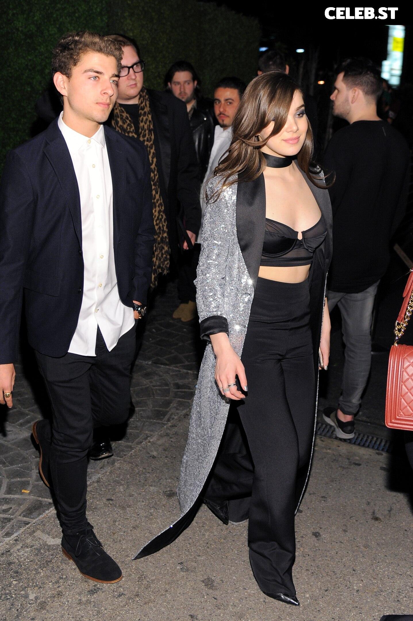 Hailee Steinfeld Image 2999333